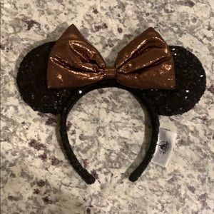 Bell rose minnie ears